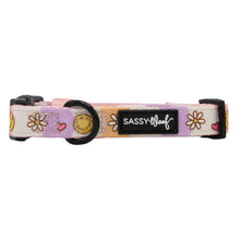 Load image into Gallery viewer, DOG COLLAR - DAISY ME ROLLING
